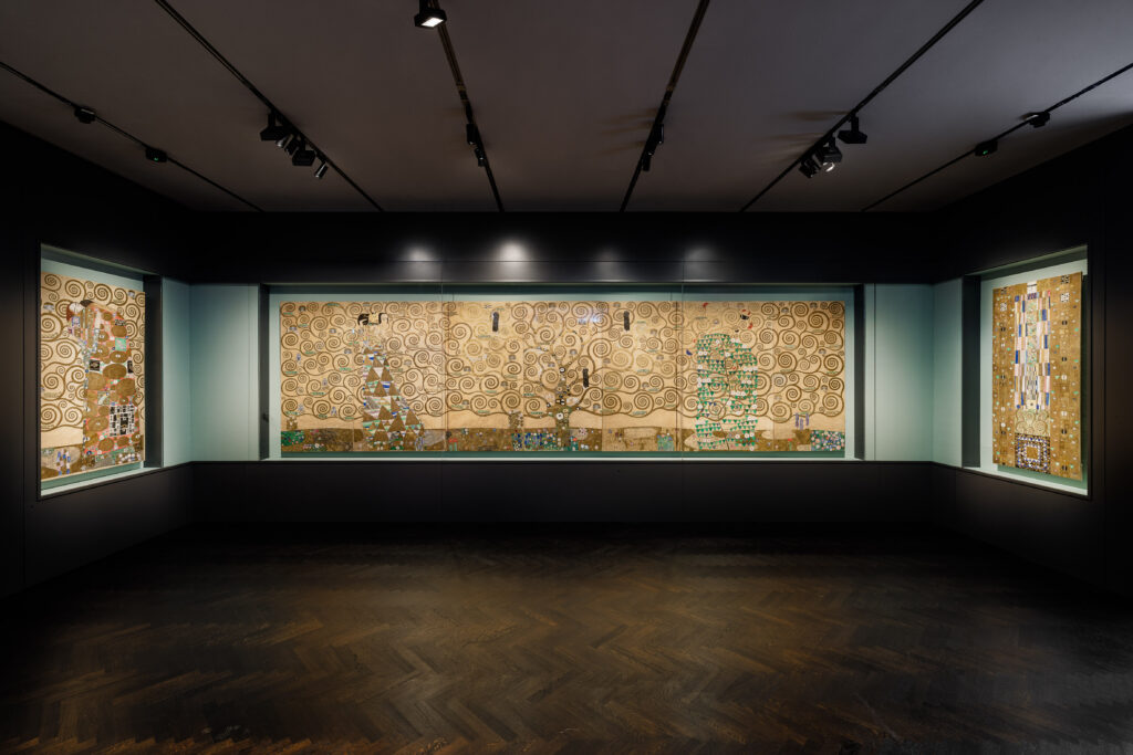 Gustav Klimt, 9 Werkzeichnungen für die Ausführung eines Mosaikfrieses für den Speisesaal des Palais Stoclet in Brüssel, Wien/Kammerl am Attersee, 1908–1911 (Foto: kunst-dokumentation.com/MAK)