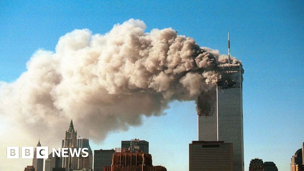Nachdem das zweite Flugzeug einschlug, war alles klar. Jay Jonas: "In diesem Augenblick wussten wir, dass es kein Unfall war. Jemand versuchte, uns zu töten." (Foto: BBC)